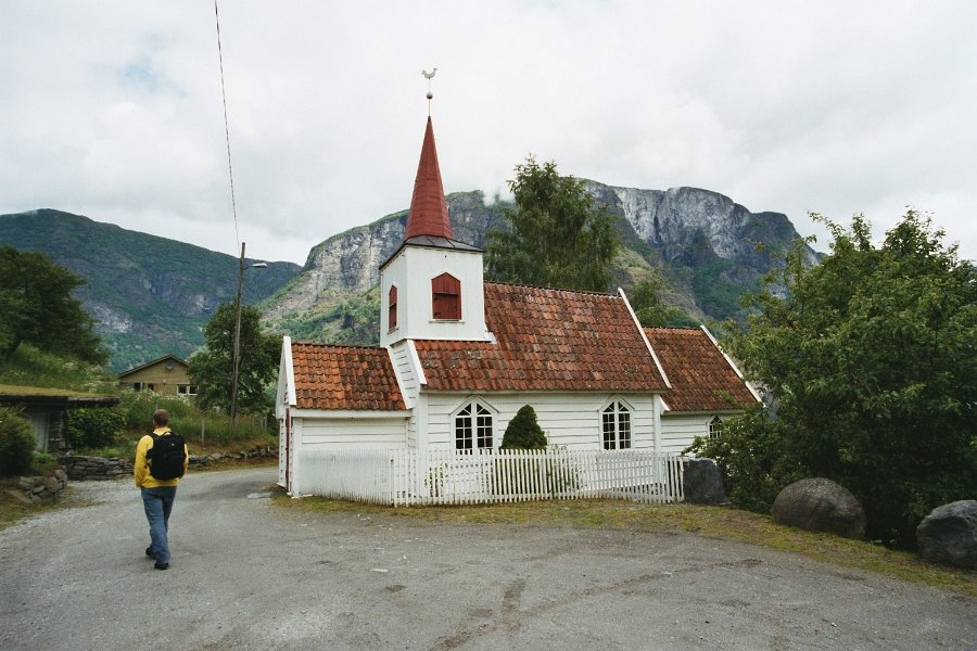 2003060507 undredal stavkirke